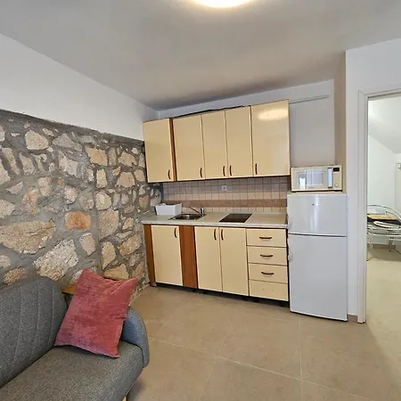 Ii Apartment *